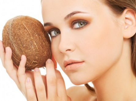Amazing benefits of coconut oil in treatment of acne