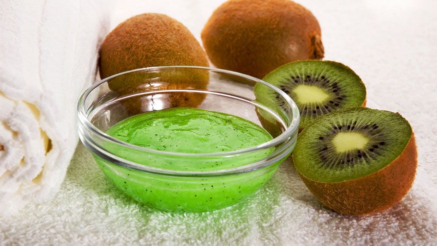 Kiwi Fruit Face Masks for a Glowing Skin