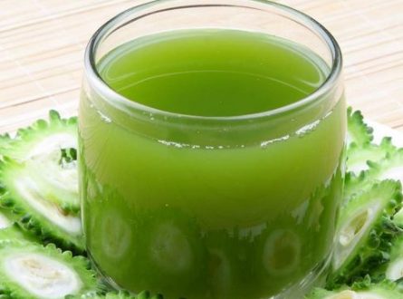 how much bitter melon juice to drink daily,when to drink bitter gourd juice,bitter gourd juice side effects,bitter gourd juice recipe for weight loss